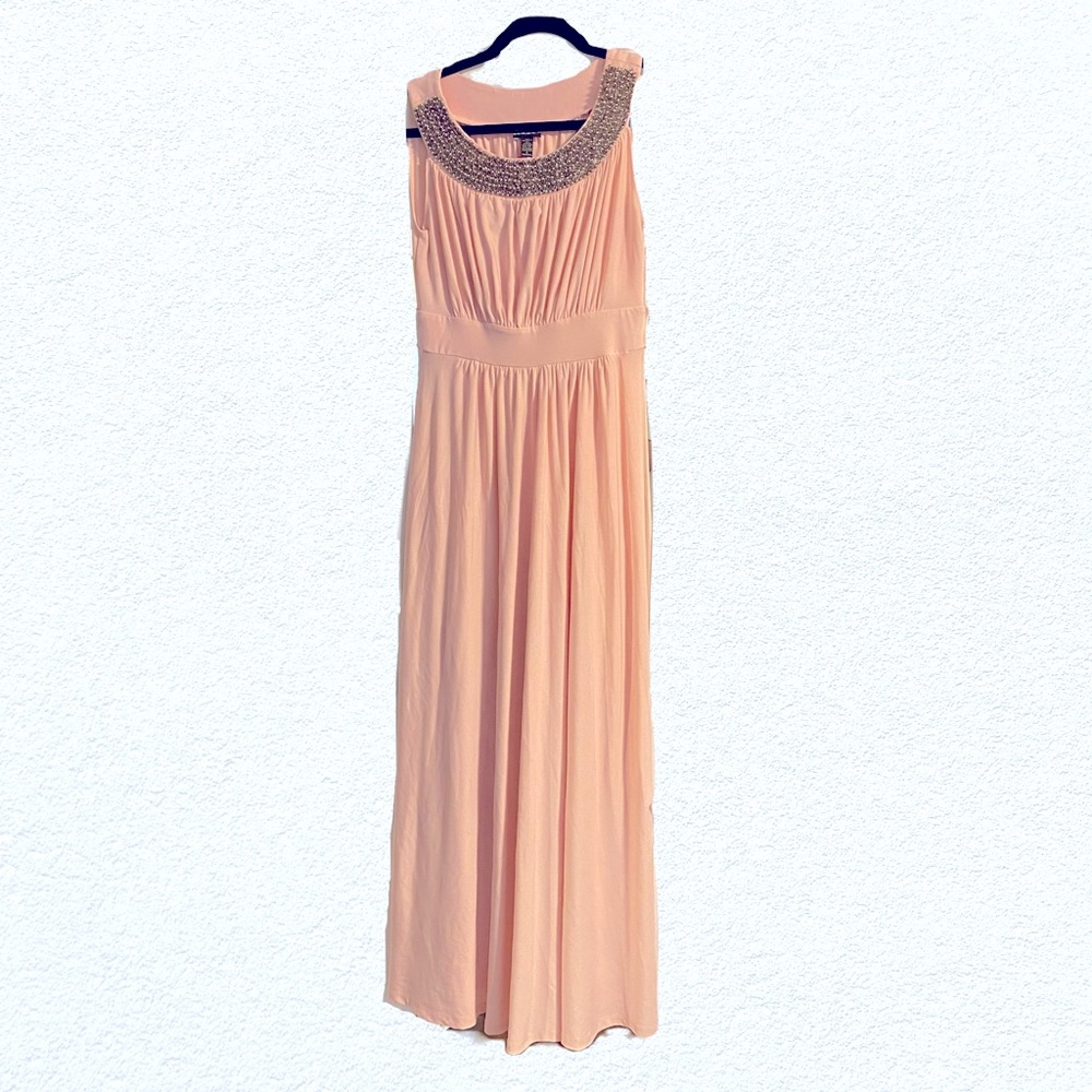 Sleeveless Maxi Dress